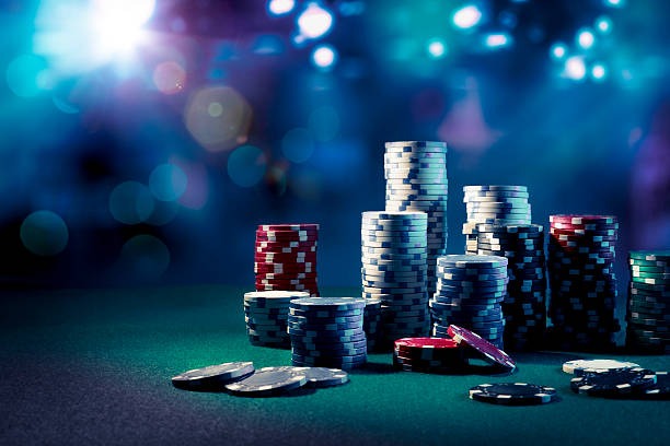 Live dealer blackjack table on spin 805 alongside sportsbook interface